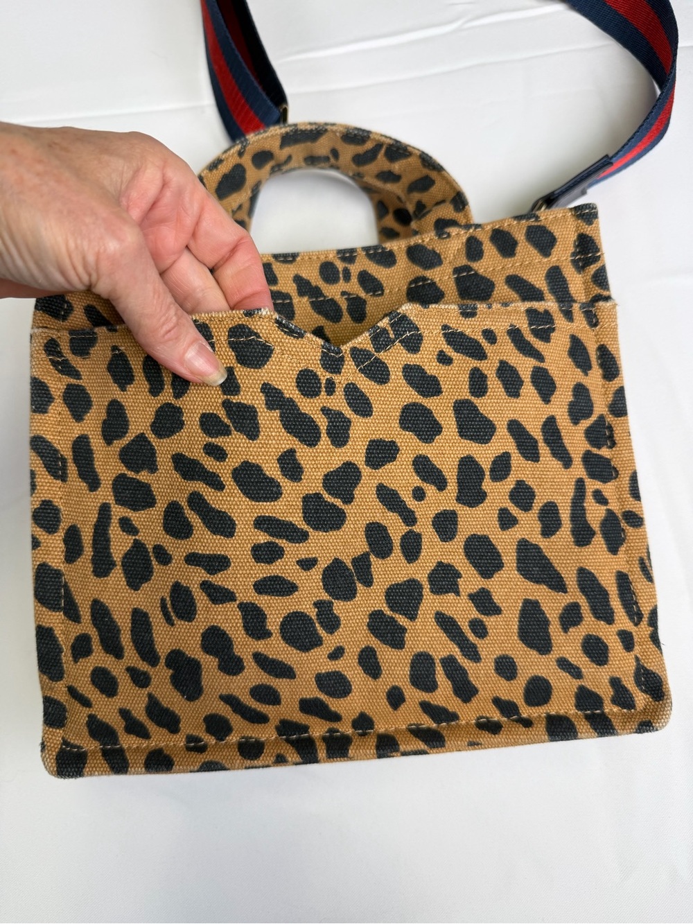 Stella & Dot Mini Leopard / Animal Print Crossbody bag !! - Picture 6 of 14